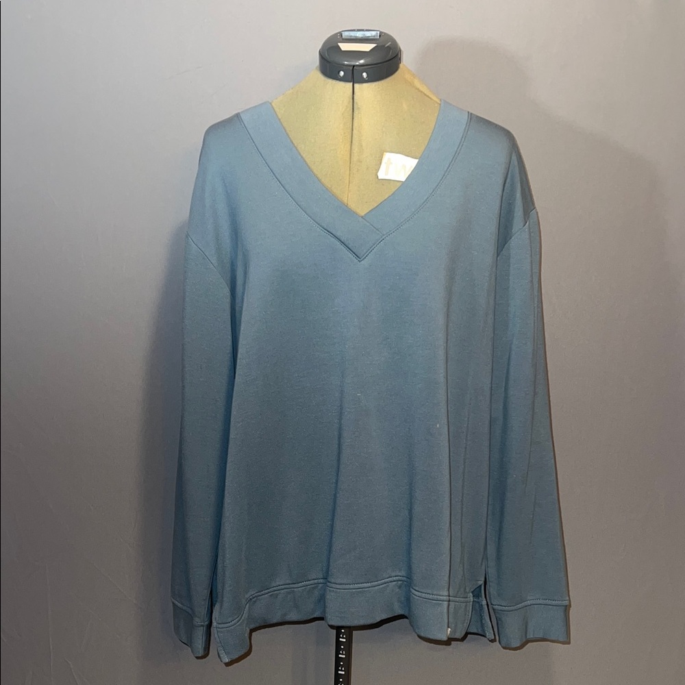 Orvis Blue V-Neck Sweatshirt
